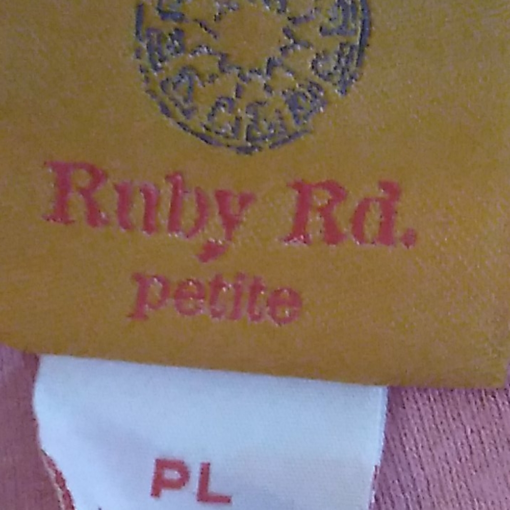 Ruby Rd. Tank Top Size PL - Picture 7 of 9